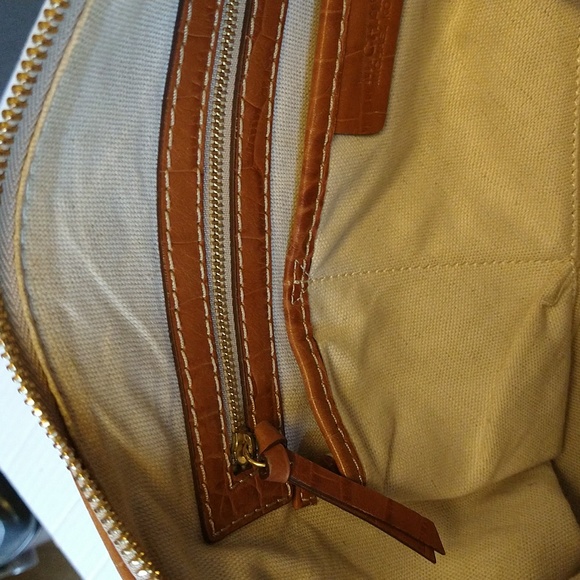 VGUC. Vintage Michael Michael kors alligator print leather handbag. - Picture 15 of 16